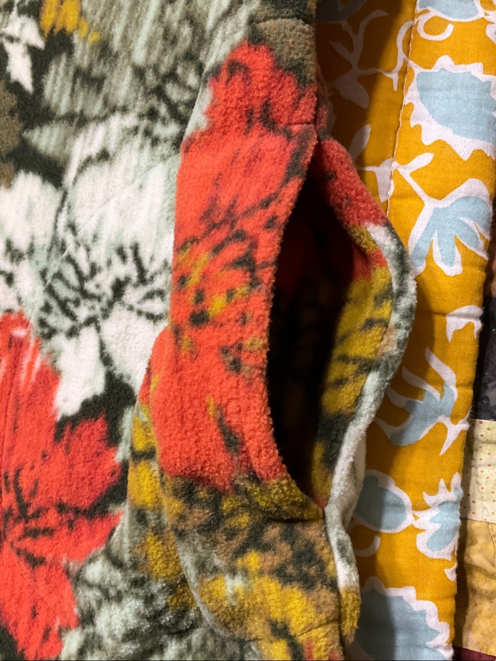 D & Co. V-Neck Floral Fleece - Picture 6 of 13